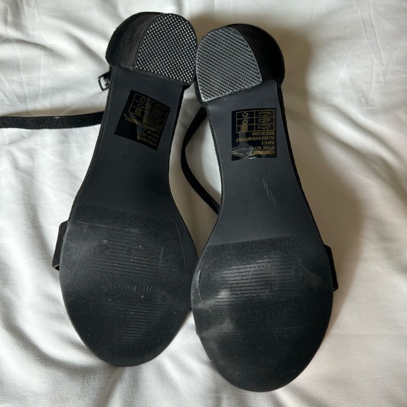 Pierre Dumas Amy Heels Black Suede-Feel Women’s Size 8.5 - Picture 3 of 6